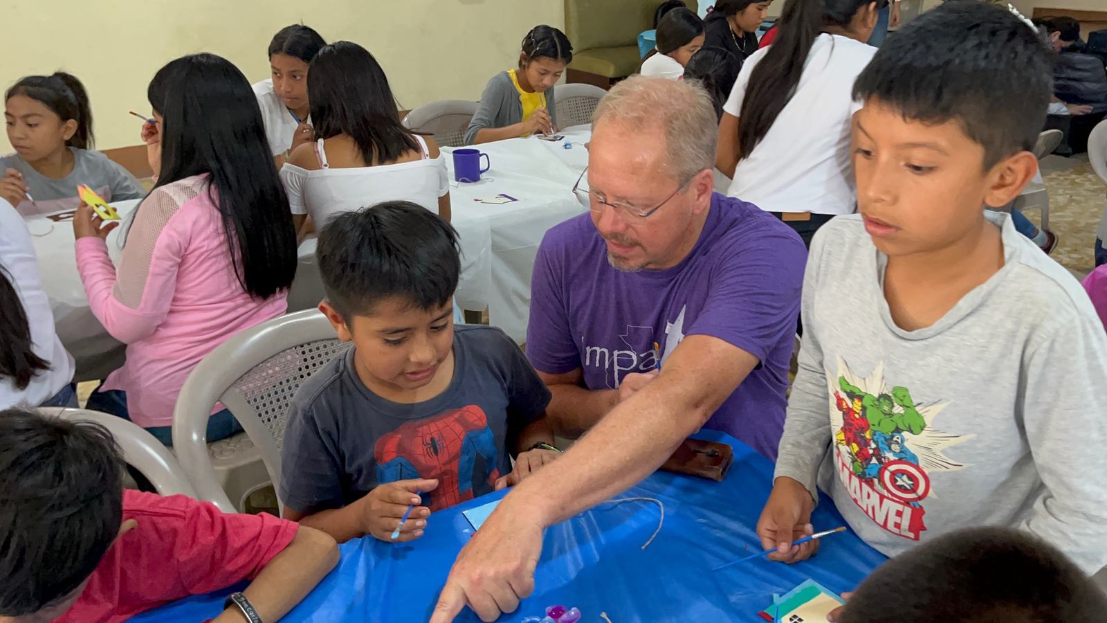 work on blue project with kids aleluya