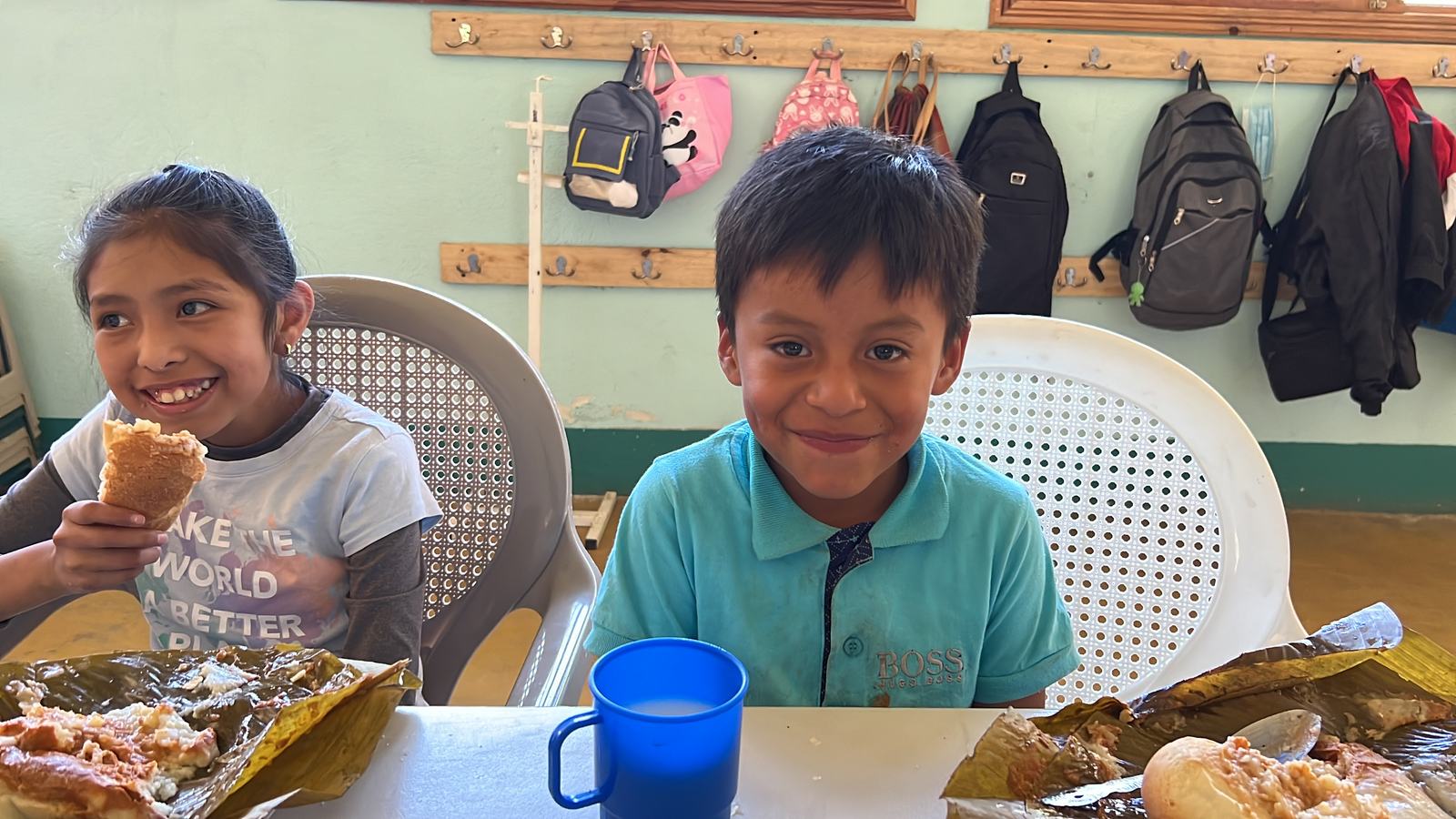 smilinag at food aleluya