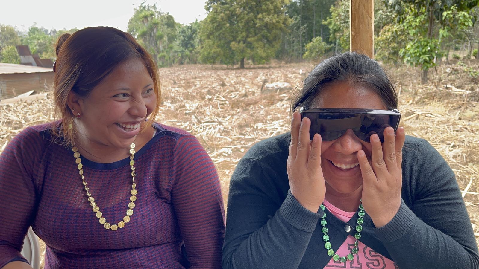 Seeing through the shades aleluya
