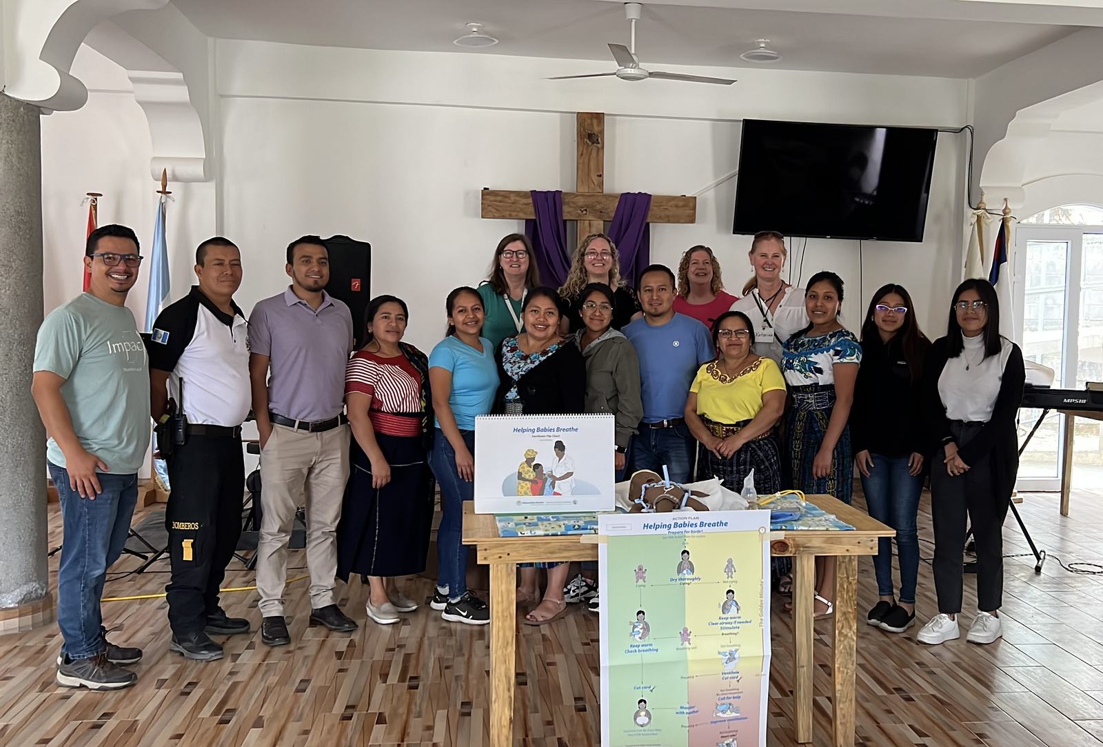 people in front of cross - aleluya