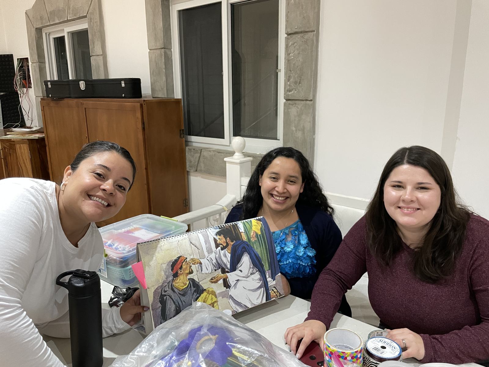 Smiling Helpers Aleluya