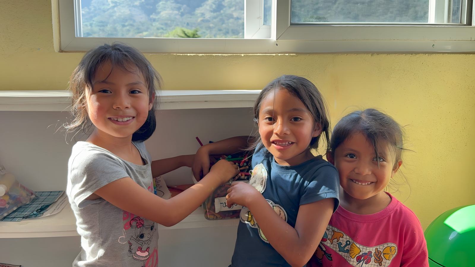 Happy children aleluya